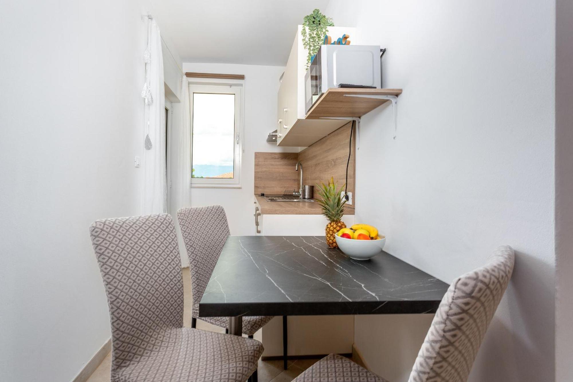 Divine Apartments Baška Extérieur photo